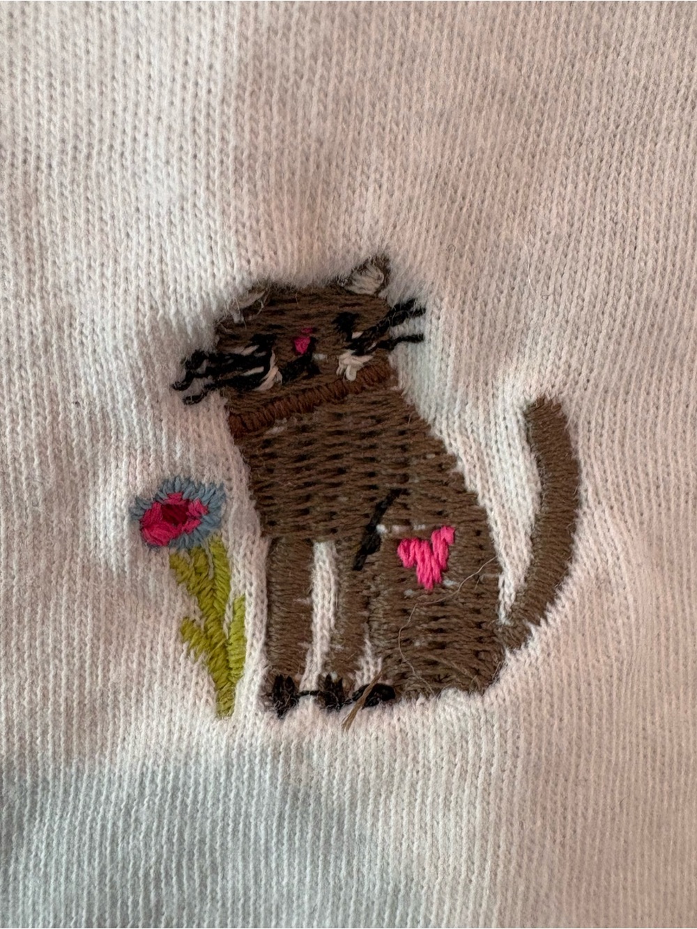 Natural Life Fave Little Things embroidered t-shirt featuring cats and dogs. - Picture 9 of 16